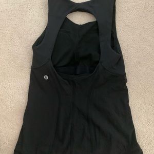 Lululemon tank top with open back